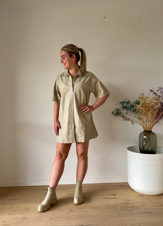 Beige leather skirt