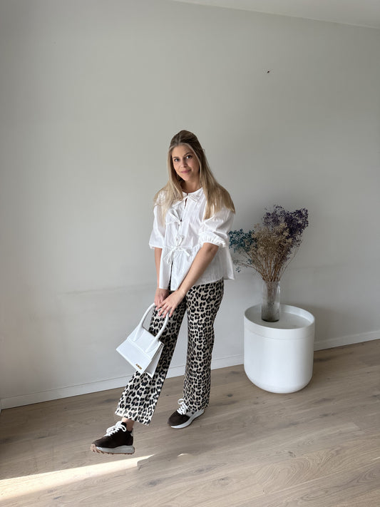 White tied cotton blouse